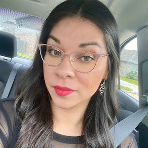 Meet your Posher, Amber